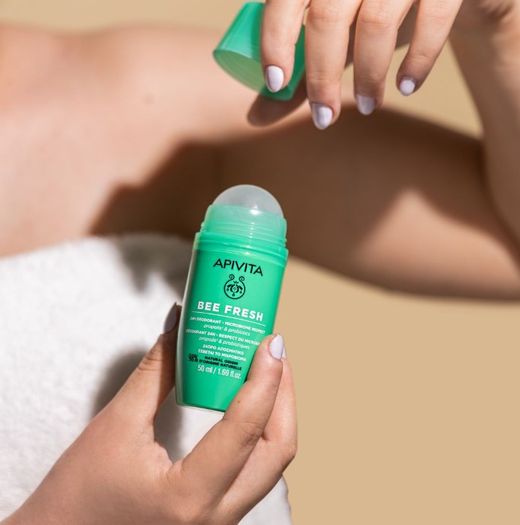 APIVITA BEE FRESH DESODORANTE ROLL-ON