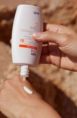 Leti At4 Defense Loción Fluida SPF50 100 ML